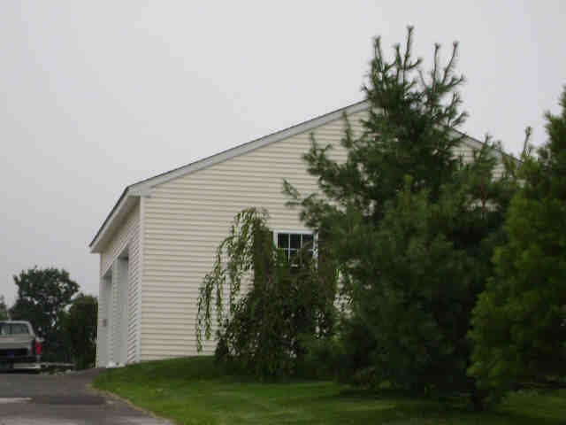 Building photograph for 137 HARD HILL RD N